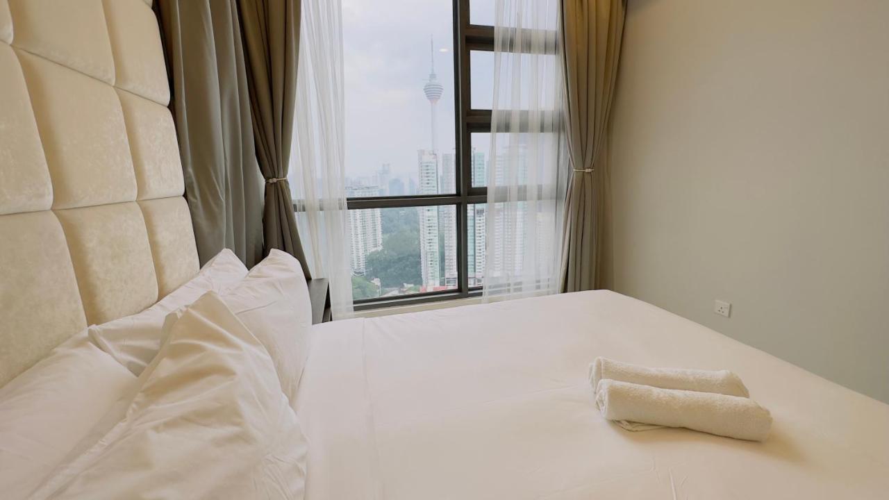 Panoramic Kl View @robertson Bukit Bintang 40f *
